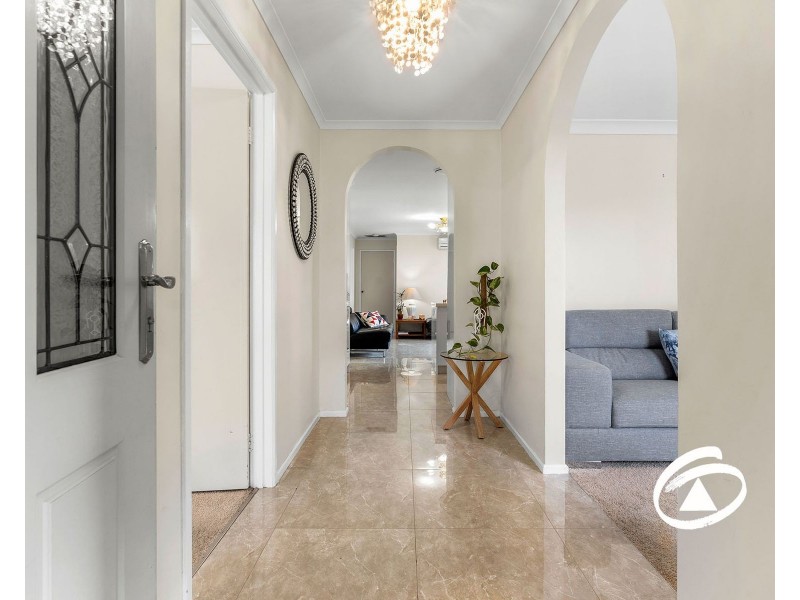 14 Carmen Court, Hampton Park VIC 3976