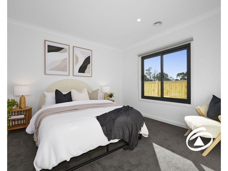 18 Karoonda Way, Hampton Park VIC 3976