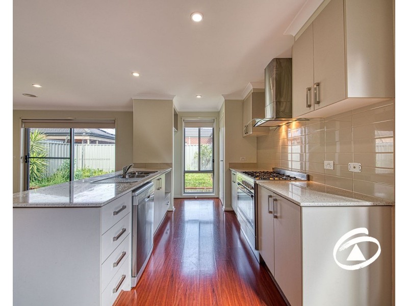 310 Casey Fields Boulevard, Cranbourne East VIC 3977