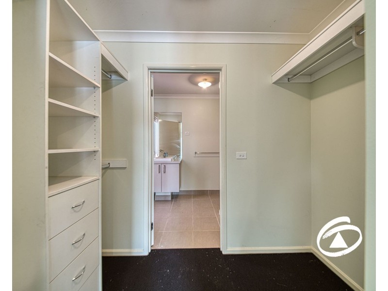 310 Casey Fields Boulevard, Cranbourne East VIC 3977