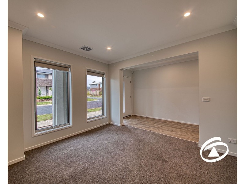14 Cupit Street, Cranbourne VIC 3977