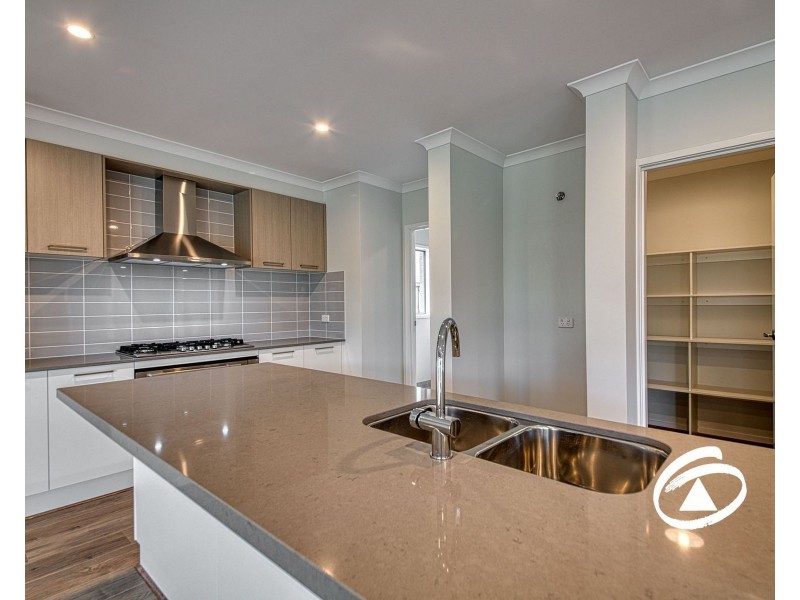 14 Cupit Street, Cranbourne VIC 3977