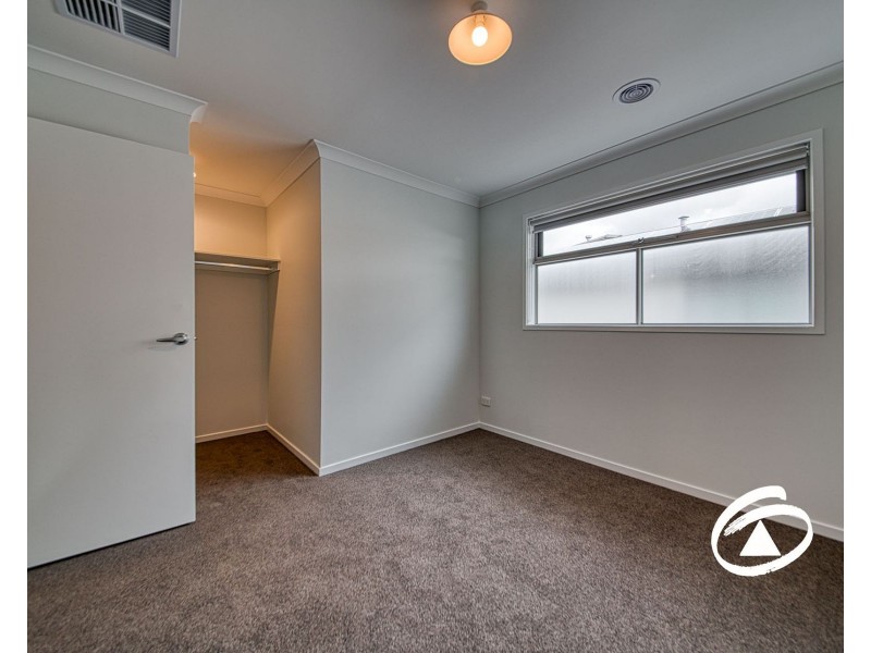 14 Cupit Street, Cranbourne VIC 3977