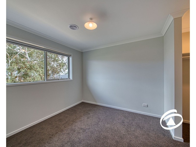 14 Cupit Street, Cranbourne VIC 3977