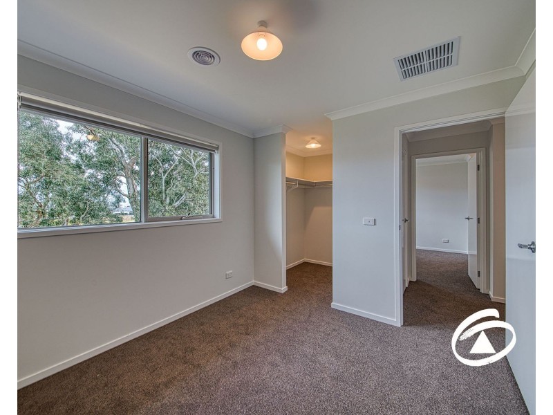 14 Cupit Street, Cranbourne VIC 3977