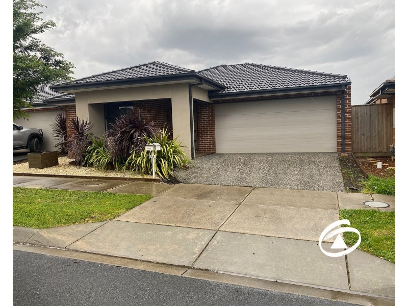 44 Chesney Circuit, Clyde VIC 3978