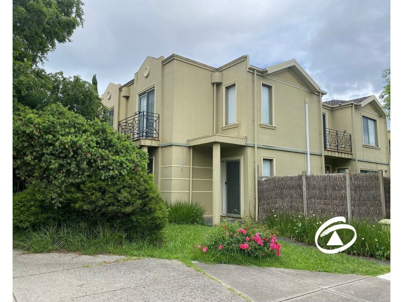 2 Fieldhouse Lane, Berwick VIC 3806