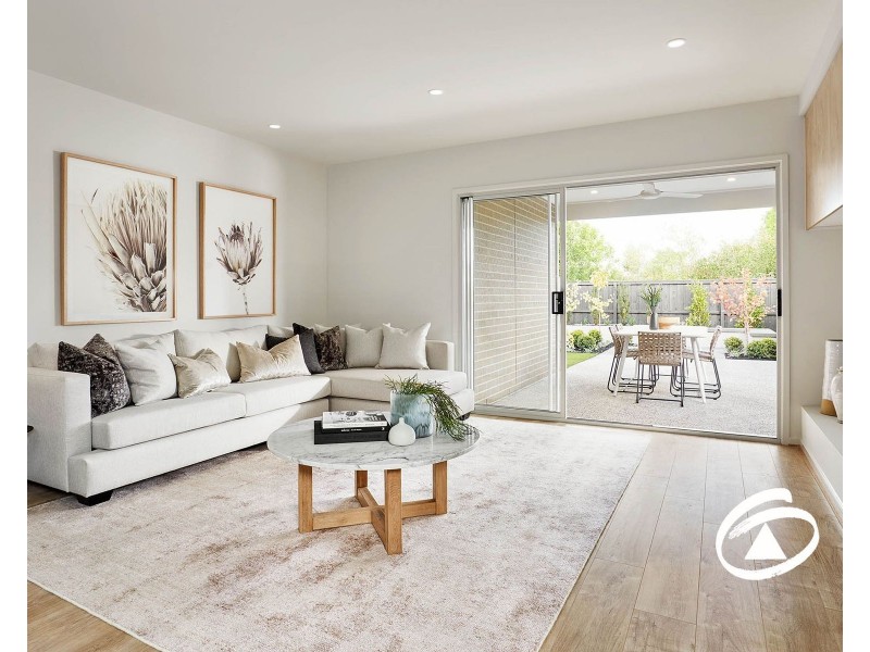 13 Atherton Avenue, Officer South VIC 3809