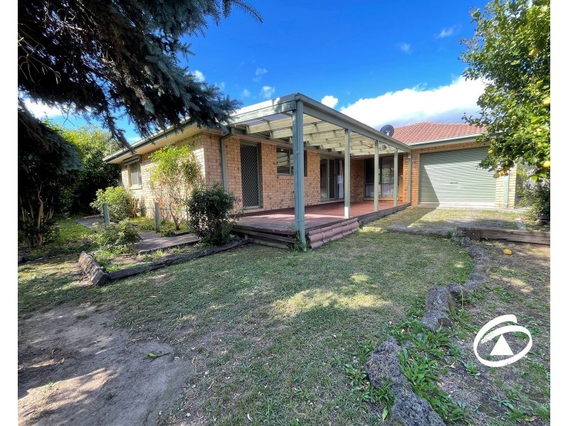53 Bellevue Drive, Berwick VIC 3806