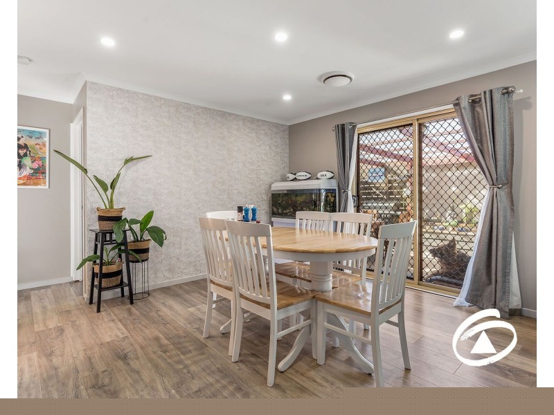 4 Cash Close, Hampton Park VIC 3976