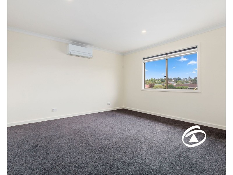 2/36 Hyssop Drive, Hallam VIC 3803
