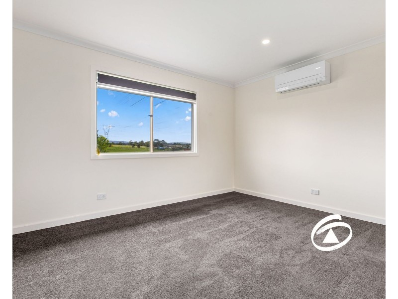 2/36 Hyssop Drive, Hallam VIC 3803