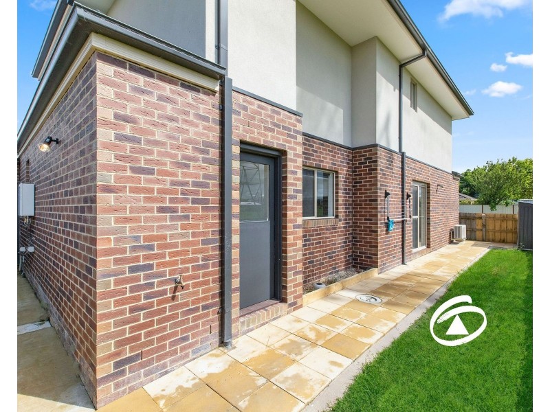 2/36 Hyssop Drive, Hallam VIC 3803