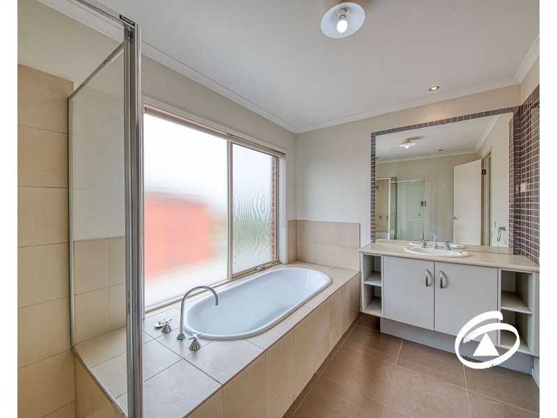 8 Viewpoint Place, Berwick VIC 3806