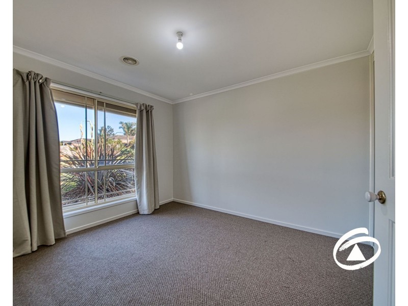 8 Gilbert Place, Berwick VIC 3806