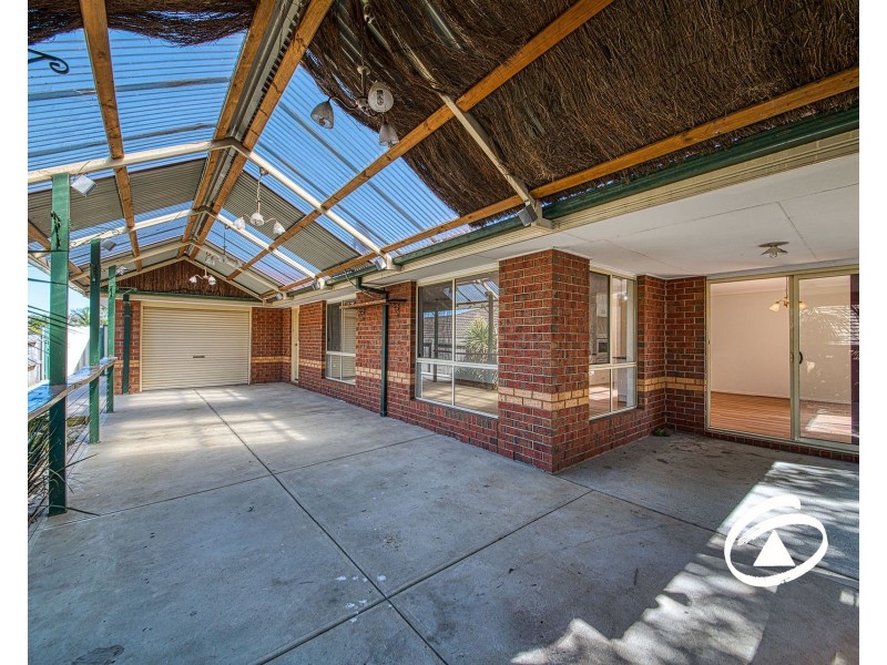 8 Gilbert Place, Berwick VIC 3806