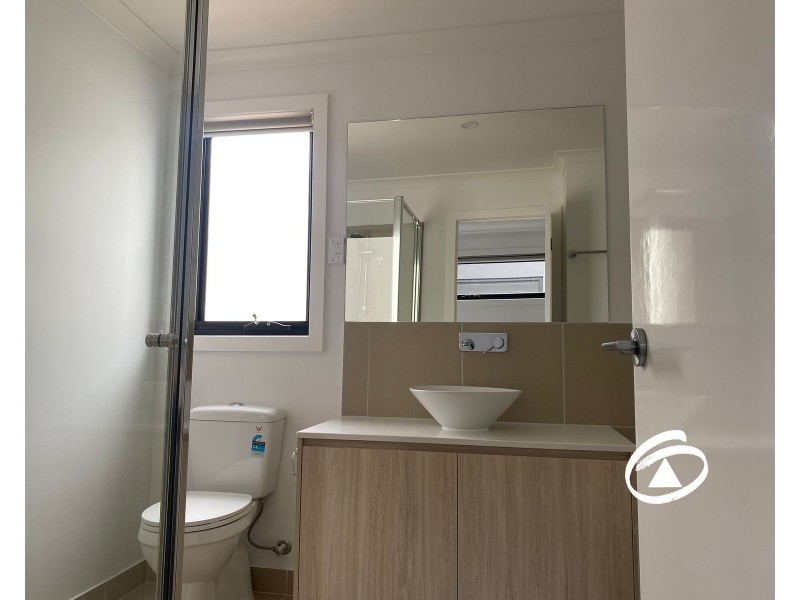 39 Cotswold Crescent, Officer VIC 3809