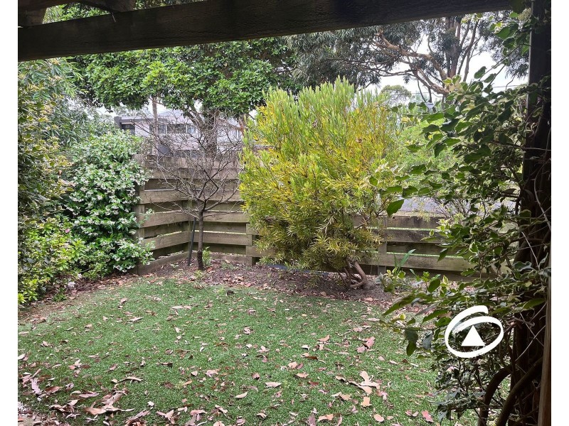 2/7 Manuka Road, Berwick VIC 3806