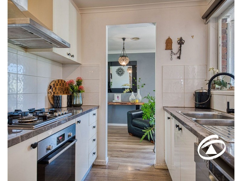 8 Gandin Court, Hampton Park VIC 3976