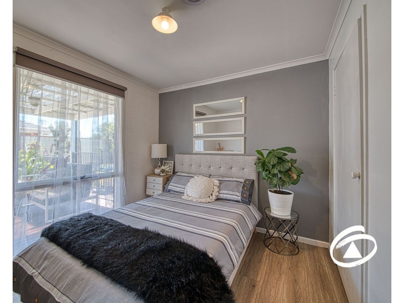 8 Gandin Court, Hampton Park VIC 3976