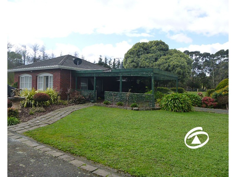 2 Mountain Flat Road, Narre Warren East VIC 3804