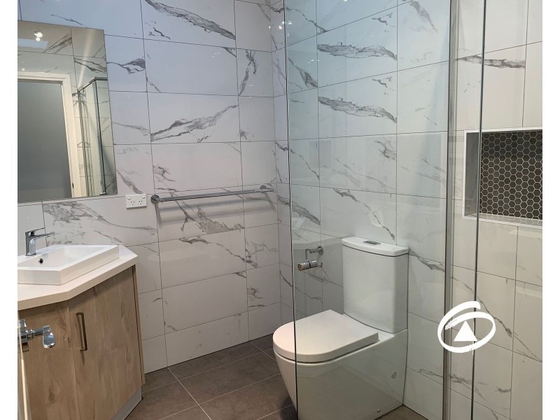 2/47 Elgin Street, Berwick VIC 3806