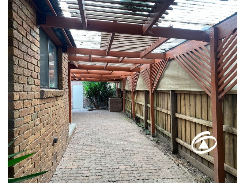 45 Strathavan Drive, Berwick VIC 3806