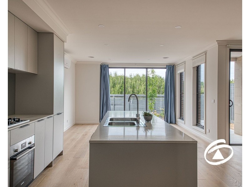 71 Billy Buttons Drive, Narre Warren VIC 3805