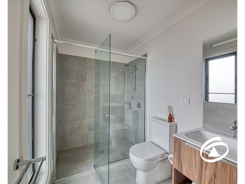 71 Billy Buttons Drive, Narre Warren VIC 3805