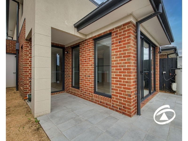 71 Billy Buttons Drive, Narre Warren VIC 3805