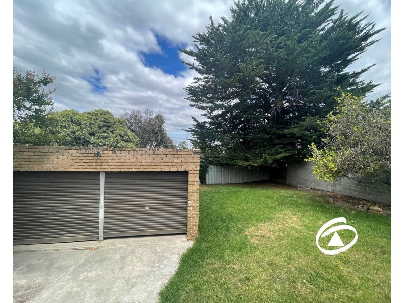 68 Sweeney Drive, Narre Warren VIC 3805