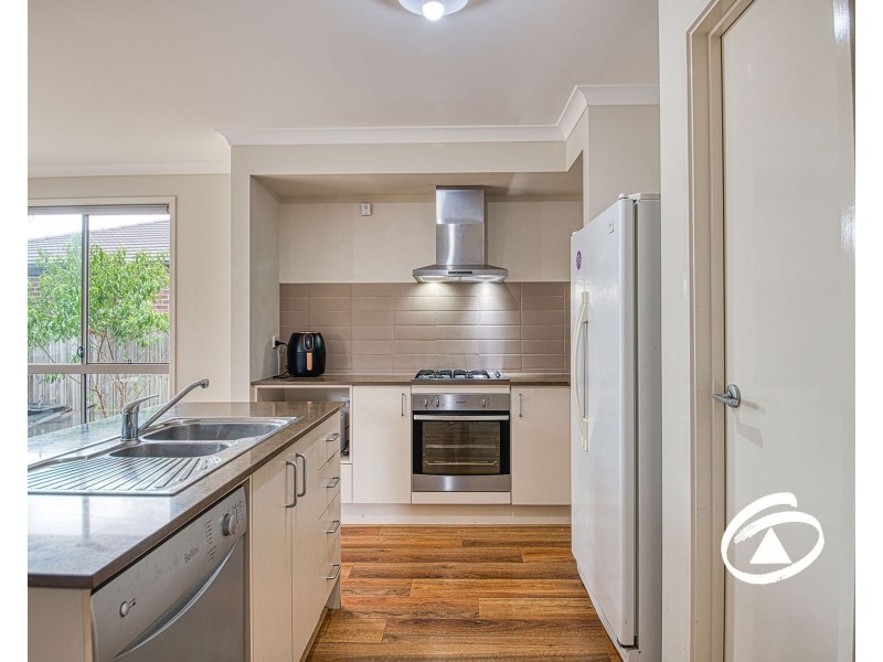 43 Heathcote Grove, Officer VIC 3809