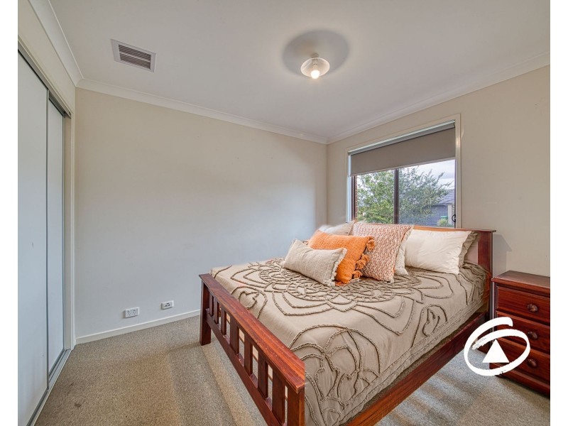43 Heathcote Grove, Officer VIC 3809