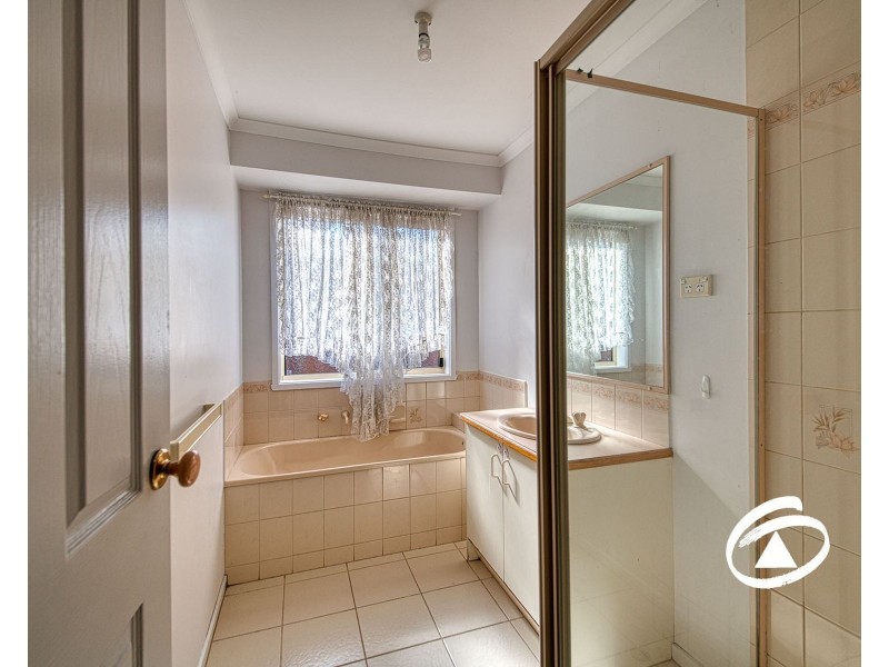 34 Christina Street, Narre Warren VIC 3805