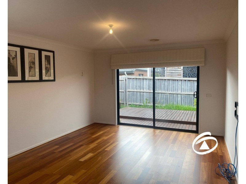 2 Amber Way, Officer VIC 3809