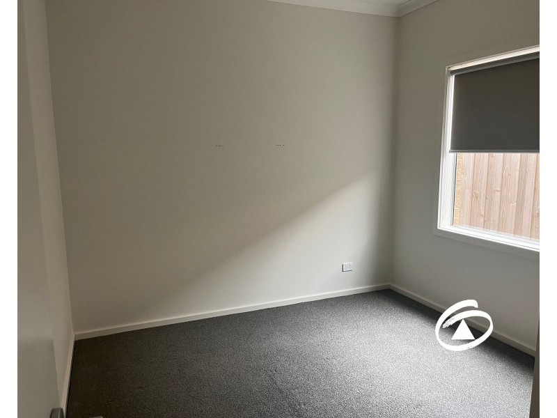 7 Shelley Street, Officer VIC 3809