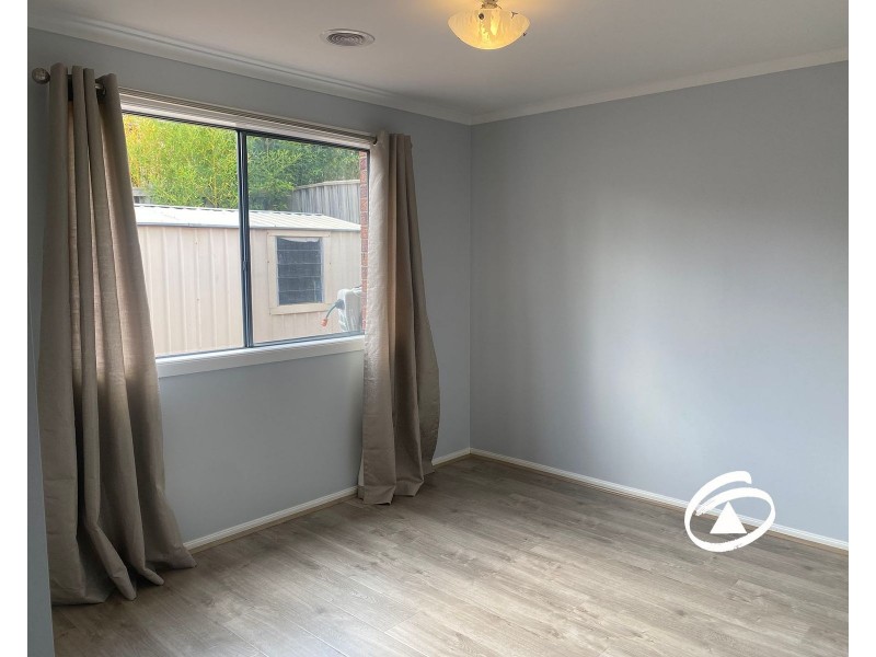 10 Embling Street, Berwick VIC 3806