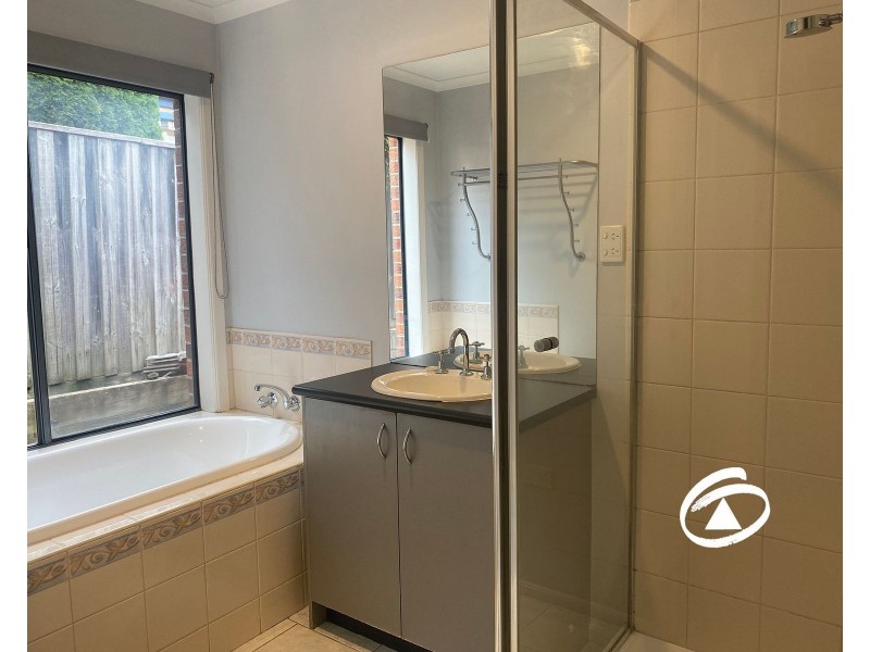 10 Embling Street, Berwick VIC 3806