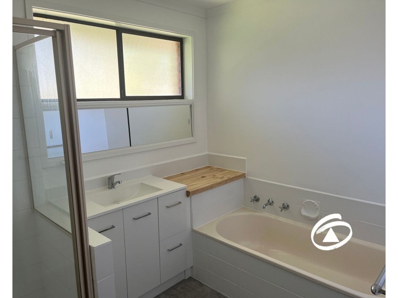 52 Duff Street, Cranbourne VIC 3977