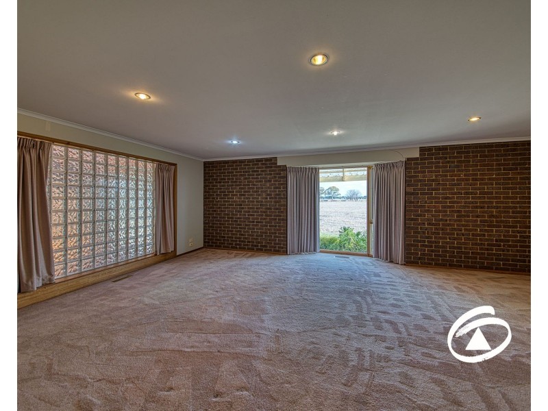 335 Muddy Gates Lane, Clyde VIC 3978