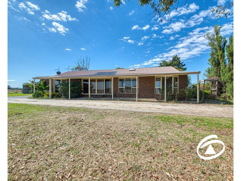 335 Muddy Gates Lane, Clyde VIC 3978
