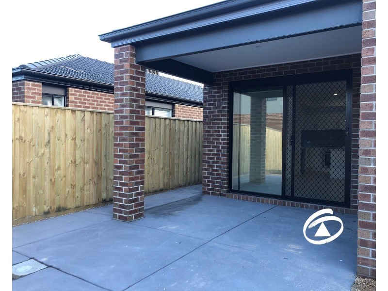 10 Curtis Street, Officer VIC 3809