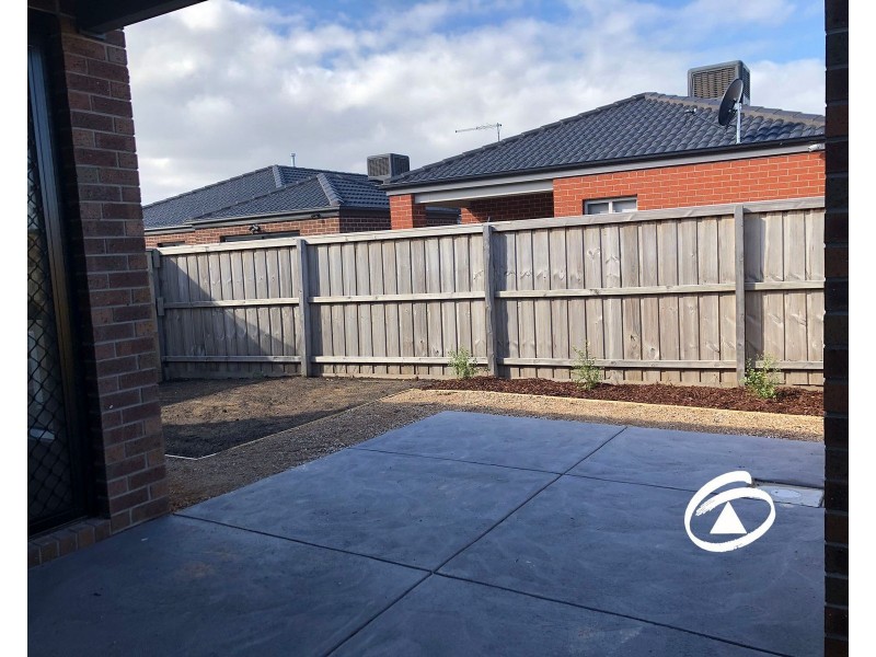 10 Curtis Street, Officer VIC 3809