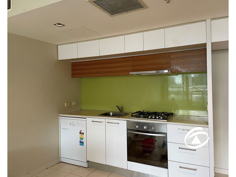 602/100 Harbour Esplanade, Docklands VIC 3008