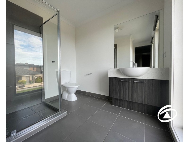 6 Hercules Drive, Officer VIC 3809