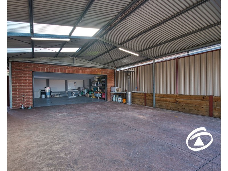 23 Barondi Avenue, Narre Warren VIC 3805