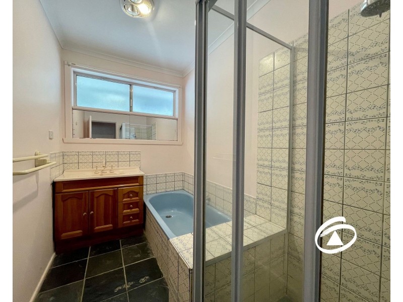 3 Cloverset Avenue, Narre Warren VIC 3805