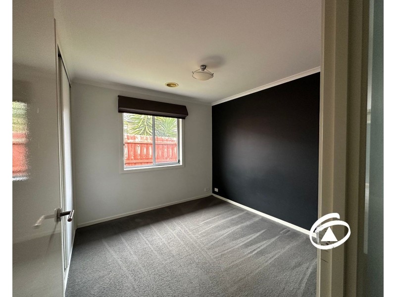 39 Melzak Way, Berwick VIC 3806
