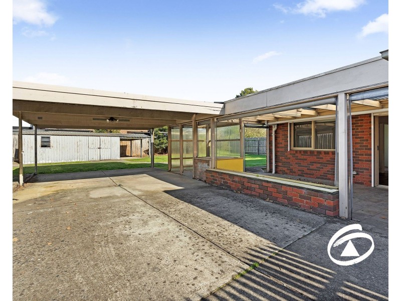 11 Guildford Crescent, Narre Warren VIC 3805