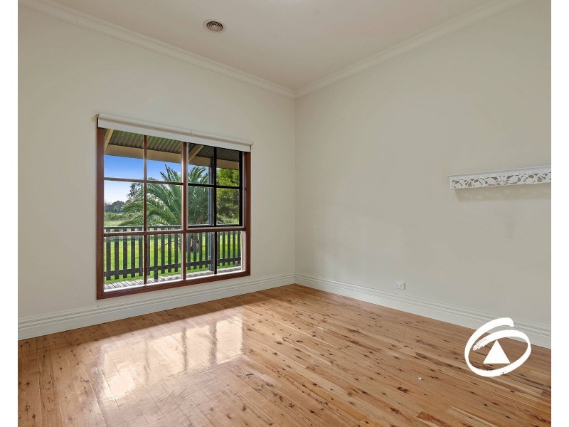 13 Latta Road, Nar Nar Goon VIC 3812